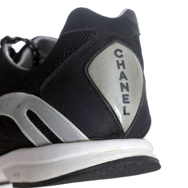 Tenis-Chanel-Detalhe-Carmurca-Preto-
