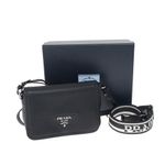 Bolsa-Prada-Flou-Flap-Preta