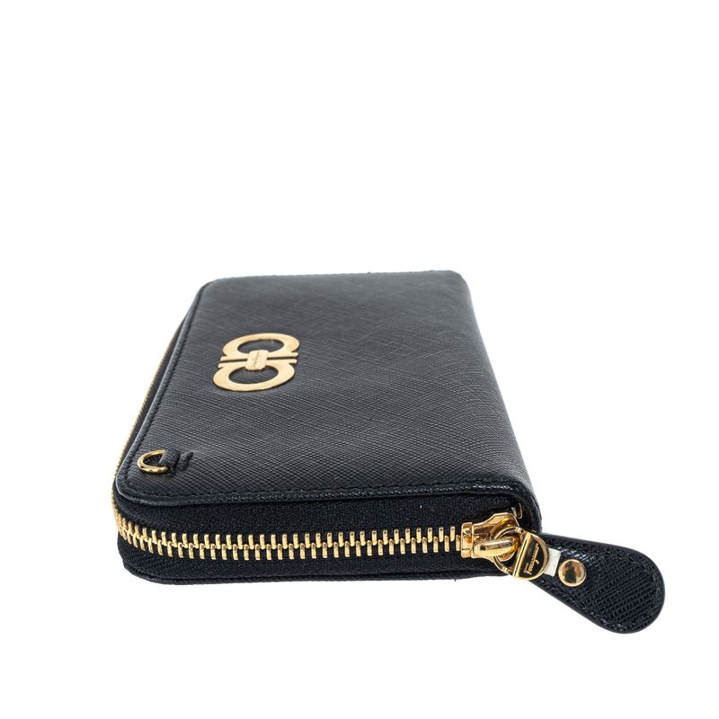 Carteira-Salvatore-Ferragamo-WOC-Preta