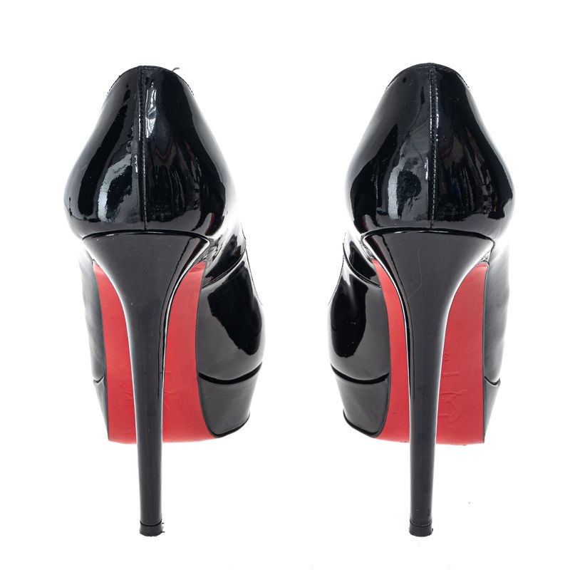 79915-Sapato-de-Salto-Christian-Louboutin-Verniz-Preto-2.JPG