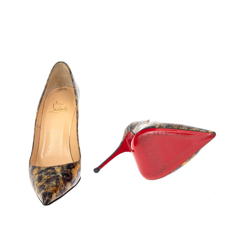 79914-Scarpin-Christian-Louboutin-Verniz-Bicolor-5.JPG