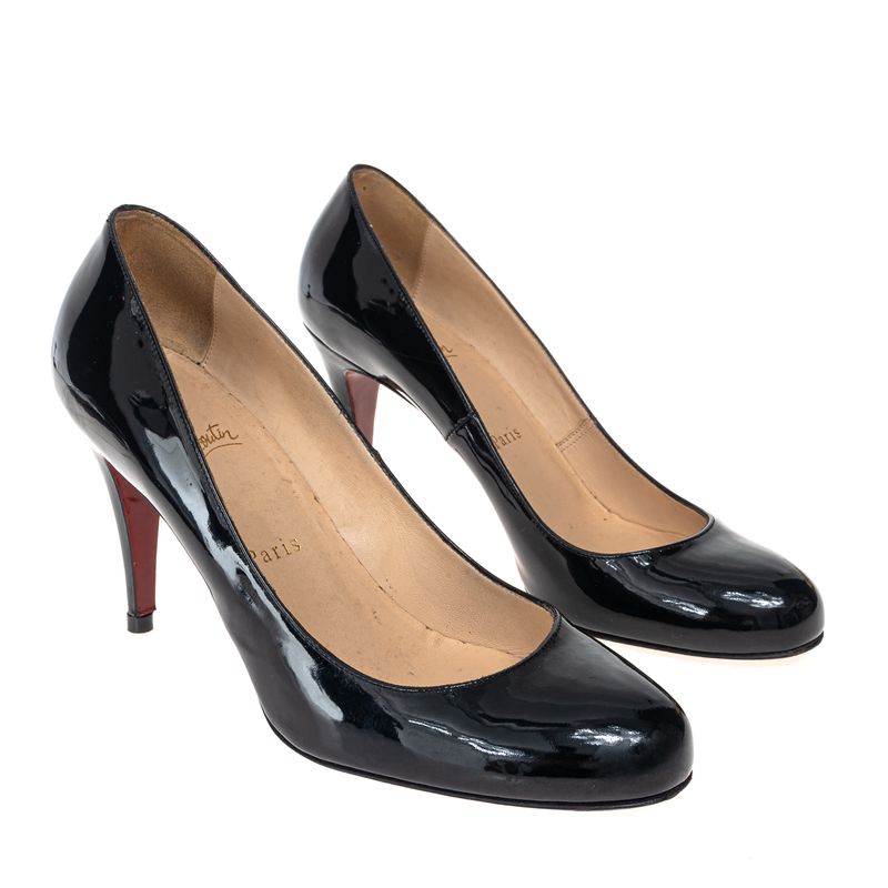 79877-Sapato-de-Salto-Christian-Louboutin-Verniz-Preto-verso.JPG