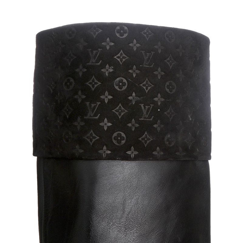 Bota-Louis-Vuitton-Cano-Alto-Couro-Preta