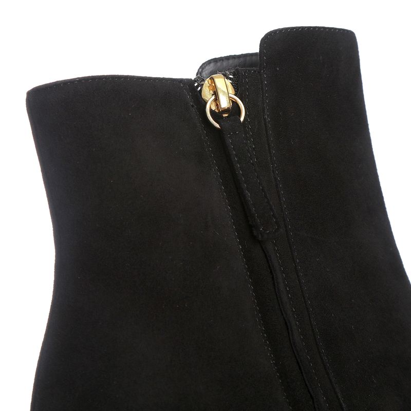 Bota-Giuseppe-Zanotti-Camurca-Preta