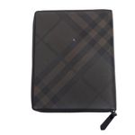 Porta-Ipad-Burberry-Housecheck-Escuro