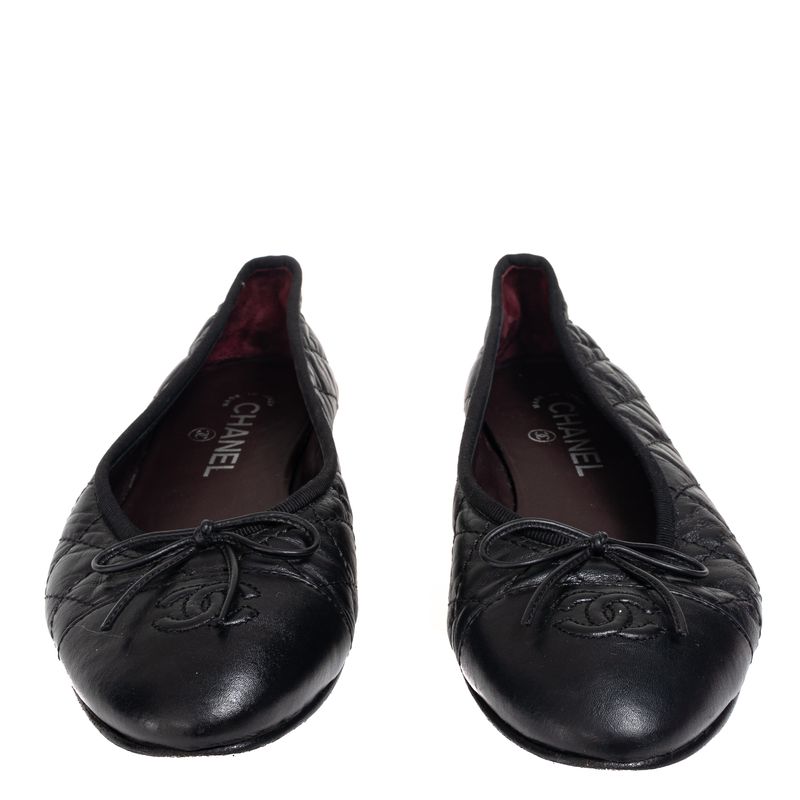 Sapatilha-Chanel-CC-Cap-Matelasse-Preta