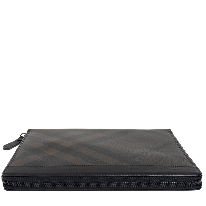 Porta-Ipad-Burberry-Housecheck-Escuro