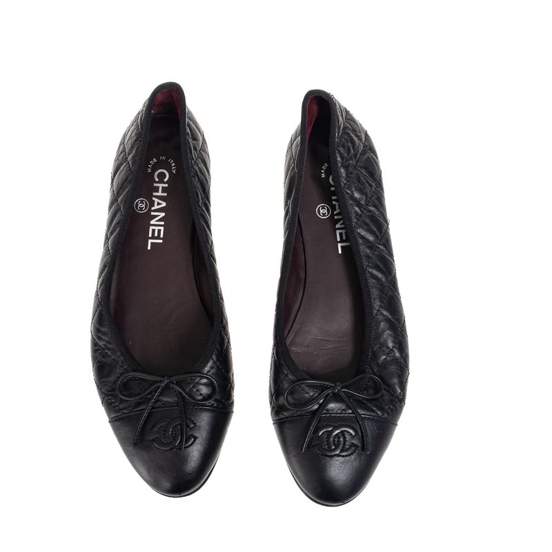 Sapatilha-Chanel-CC-Cap-Matelasse-Preta