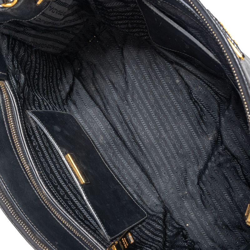 Bolsa-Prada-Galleria-Saffiano-Preta