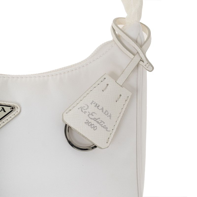Bolsa-Prada-Re-Edition-2000-Re-Nylon-Branca