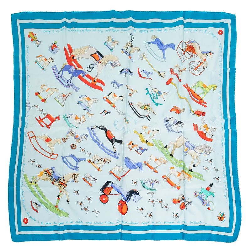 Lenco-Hermes-90-Cavalos-de-Balanco-Fundo-Azul