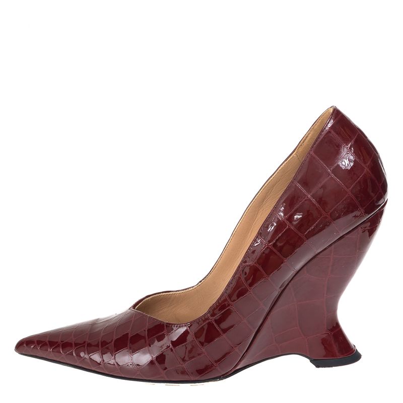 Sapato-Bottega-Veneta-Texturizado-Vinho