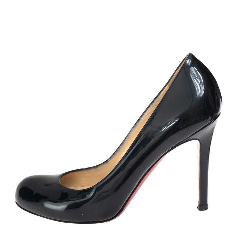 300243-Sapato-de-Salto-Christian-Louboutin-Verniz-Preto-3.JPG