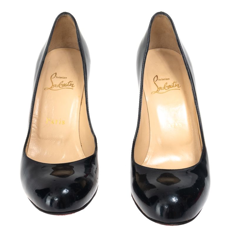 300243-Sapato-de-Salto-Christian-Louboutin-Verniz-Preto-4.JPG