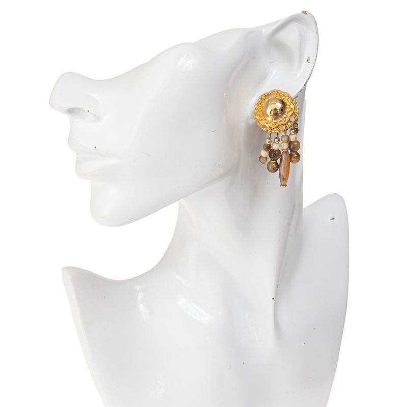 Brinco-de-Pressao-Logo-Dourado-e-Marrom