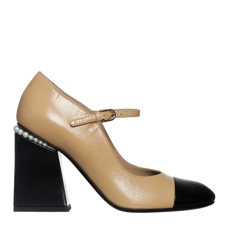 Sapato-Chanel-Couro-Bicolor-Detalhe-Perola