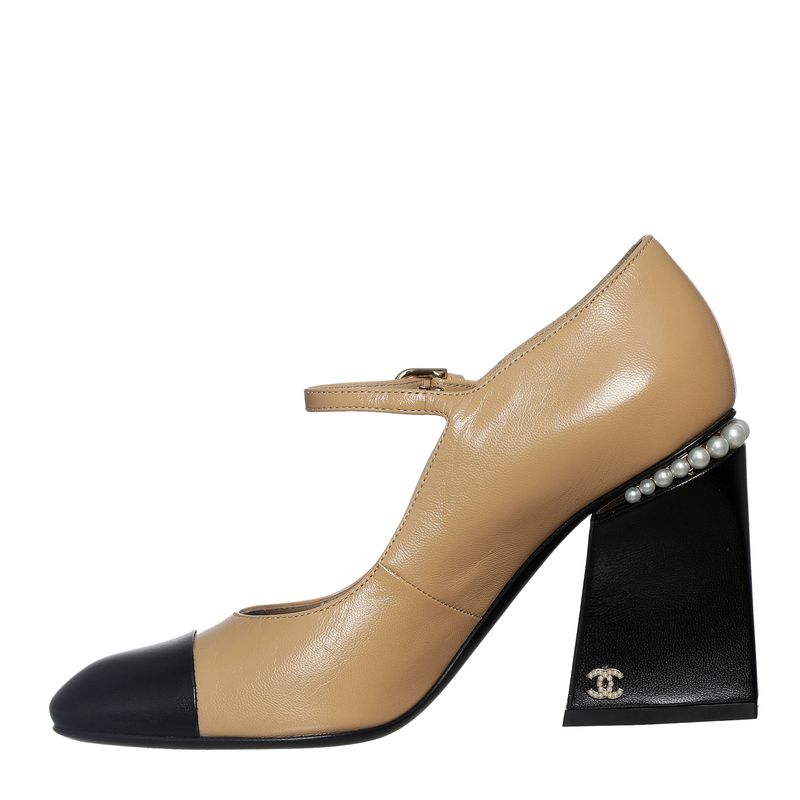 Sapato-Chanel-Couro-Bicolor-Detalhe-Perola