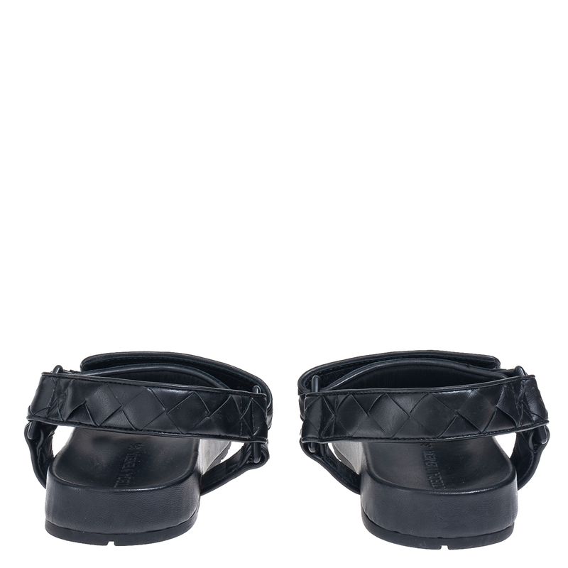 Sandalia-Bottega-Veneta-Rasteira-Intrecciato-Preta