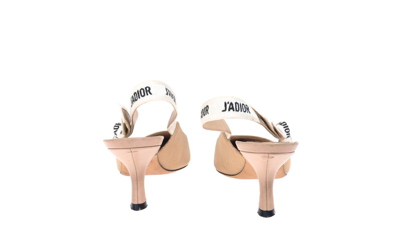 Scarpin Dior J'Adior Slingback Bege | Brechó de luxo - Prettynew