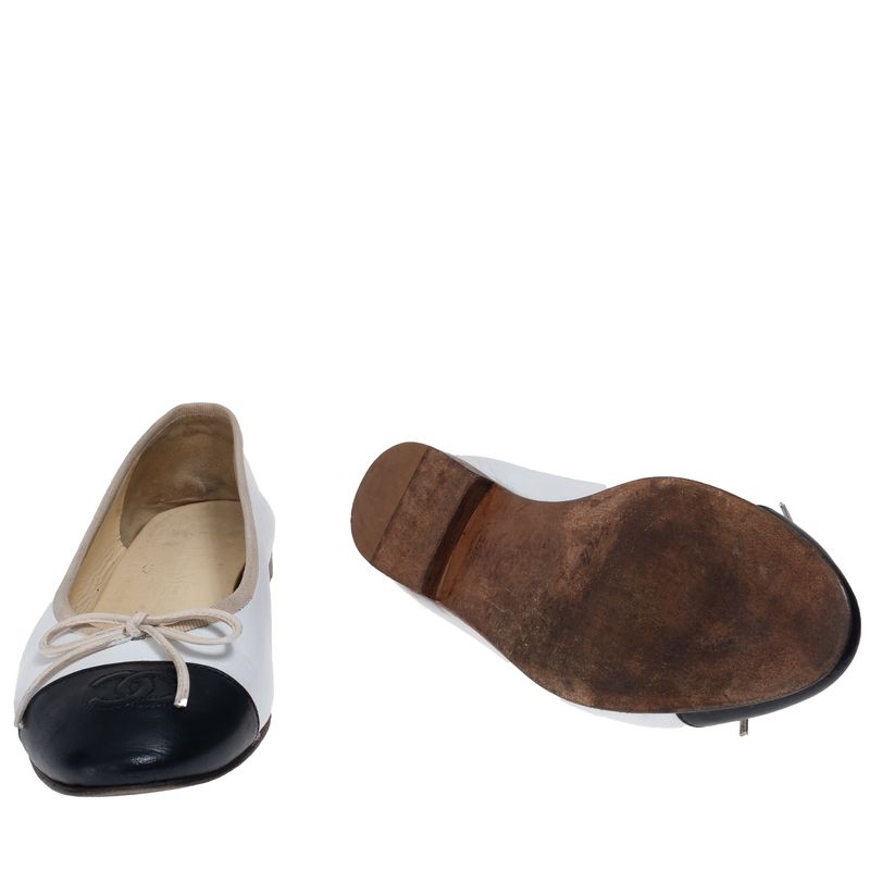 Sapatilha-Chanel-CC-Cap-Bicolor