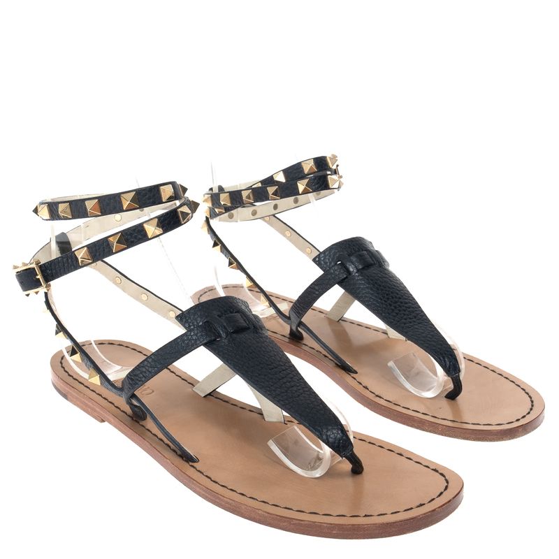 Sandalia-Valentino-Garavani-Rasteira-Preta-