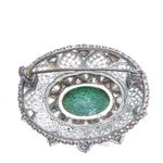 Broche-Vintage-com-Coracoes-e-Pedra-Verde