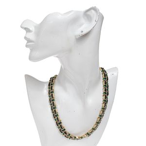 Colar Vintage Dourado Esmaltado Verde e Preto
