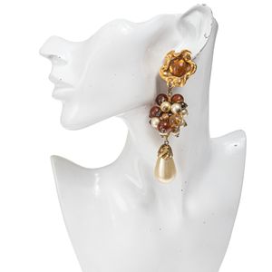 Brinco de Pressão Vintage Longo com Esfera Perolada e Pedras Âmbar