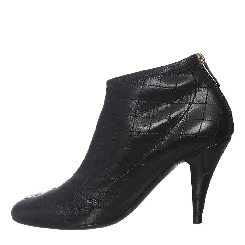 Bota-Chanel-Cano-Baixo-Couro-Matelasse-Preto-