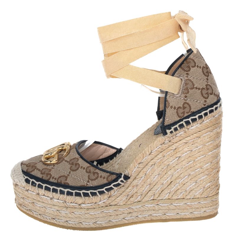 Sandalia-Gucci-Marmont-Anabela-Canvas-