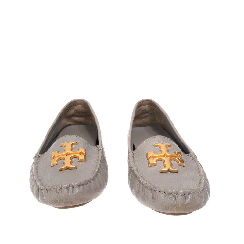 Mocassim-Tory-Burch-Couro-Cinza-