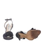 Sandalia-Oscar-de-la-Renta-Cetim-Preto-