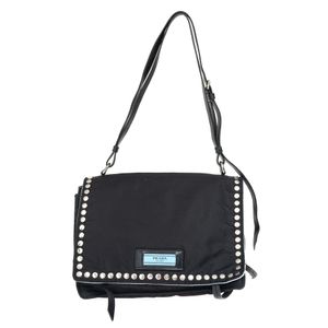 Bolsa Prada Etiquette Studded Nylon Preta