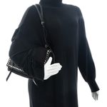 Bolsa-Prada-Etiquette-Studded-Nylon-Preta