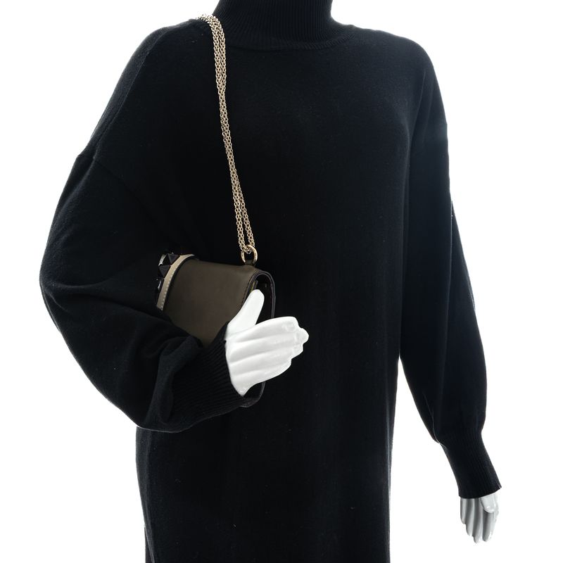 Bolsa-Valentino-Garavani-Glamlock-Bicolor-