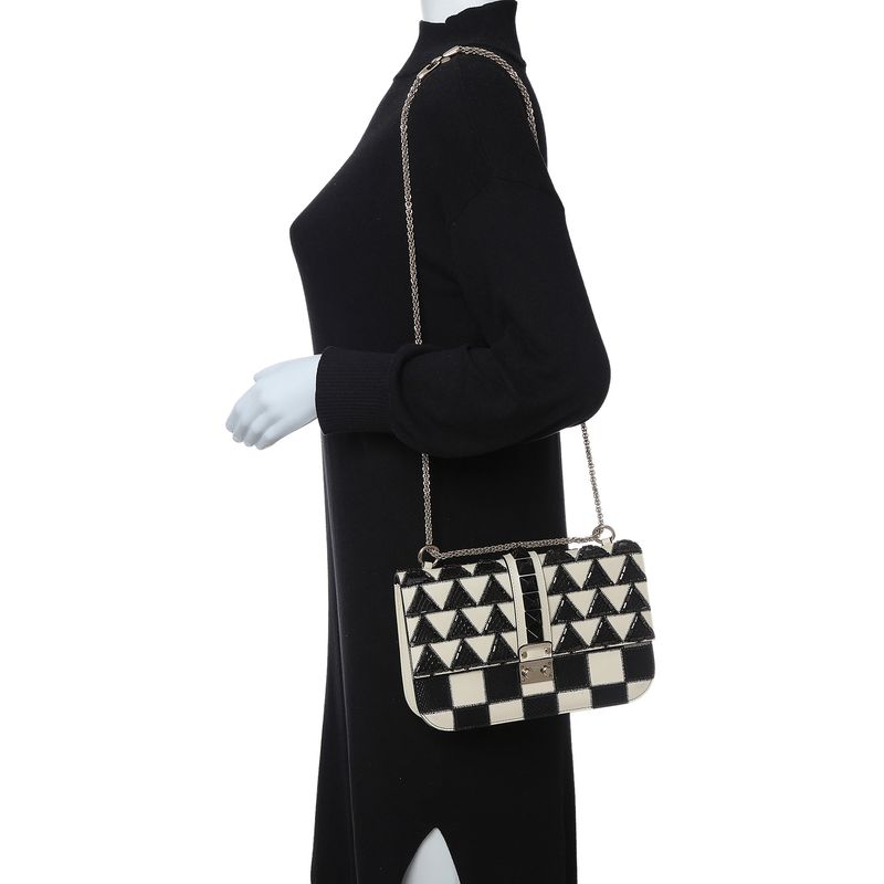 Bolsa-Valentino-Glam-Lock-Bordada-Preta-e-Branca