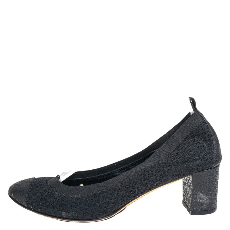 Sapato-Chanel-de-Salto-Preto