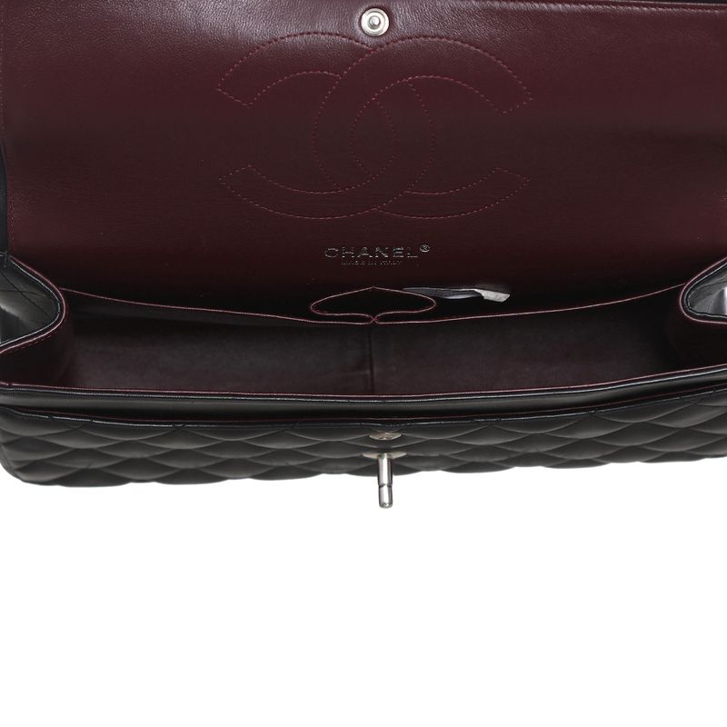 Bolsa-Chanel-Double-Flap-Jumbo-Lambskin-Preto