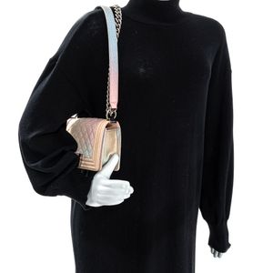 Bolsa Chanel Boy Caviar Degradê Colorida