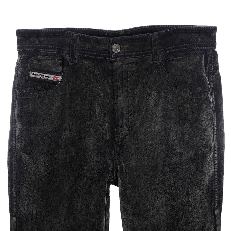 Calca-Diesel-Jeans-com-Pezinho