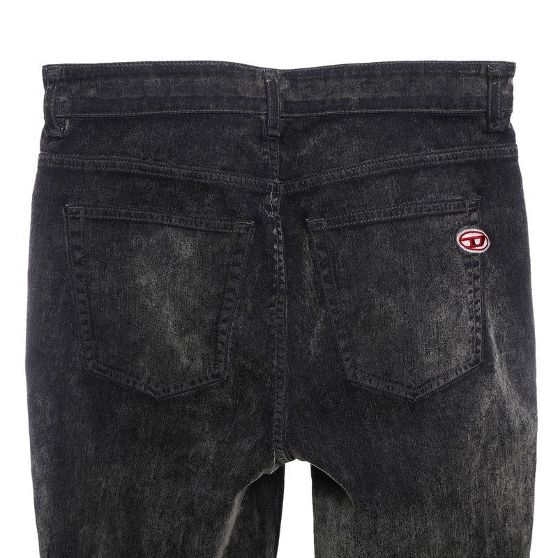 Calca-Diesel-Jeans-com-Pezinho
