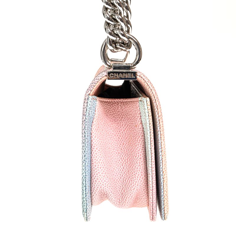 Bolsa-Chanel-Boy-Caviar-Degrade-Colorida