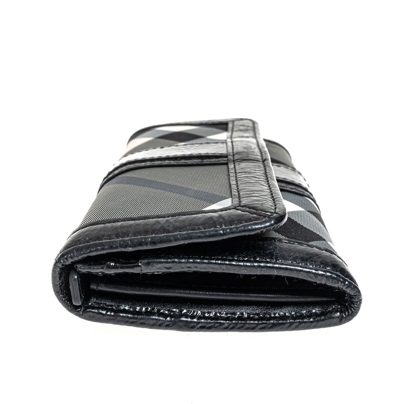 Carteira-Burberry-Couro-Preto-e-Housecheck-