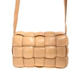 Bolsa-Bottega-Veneta--Padded-Cassette-Bege-