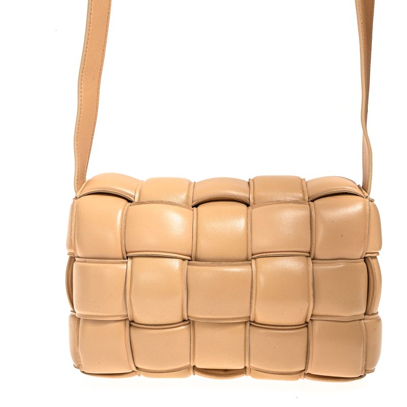 Bolsa-Bottega-Veneta--Padded-Cassette-Bege-
