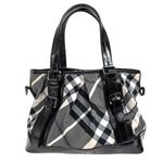 Bolsa-Burberry-Beat-Verniz-Preto-e-Housecheck-
