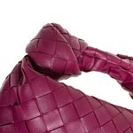 Bolsa-Bottega-Veneta-Jodie-Intrecciato-Magenta