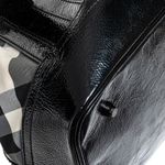 Bolsa-Burberry-Beat-Verniz-Preto-e-Housecheck-