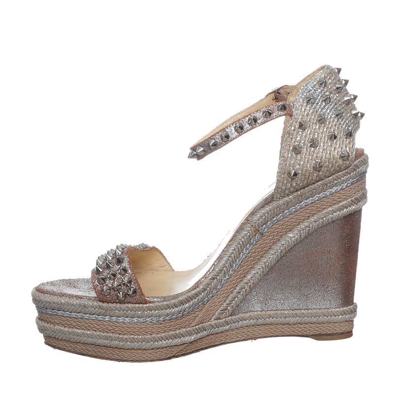 87980-Sandalia-Christian-Louboutin-Anabela-Metalizada-3.JPG