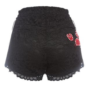 Shorts Andrea Bogosian Bordado Renda Preto